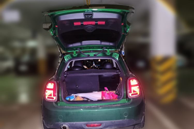 Used MINI 2021 1.5T COOPER Classic Edition Trunk