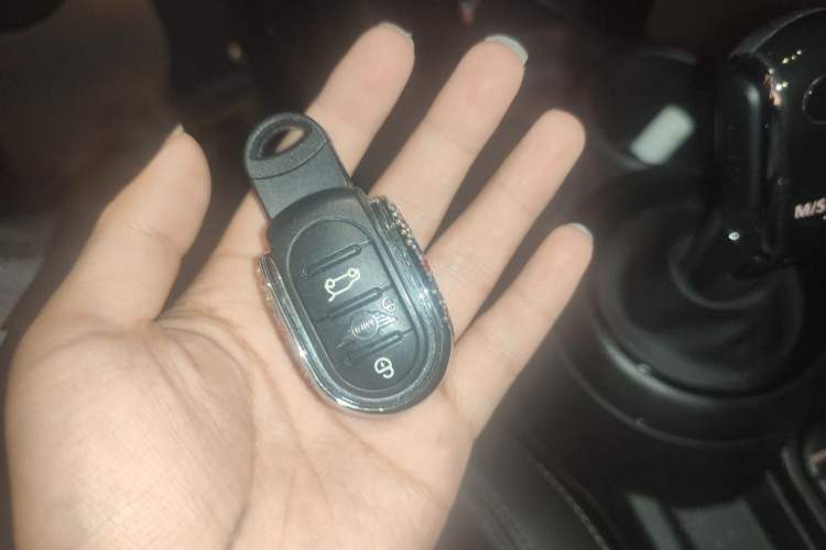 Used MINI 2021 1.5T COOPER Classic Edition Vehicle Key
