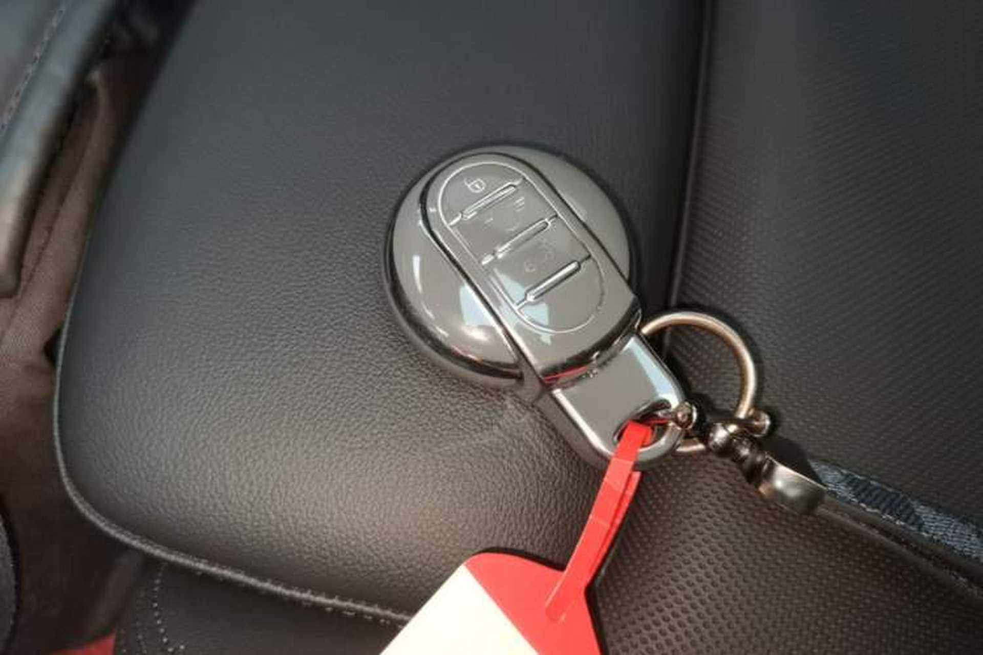 Used MINI 2021 1.5T COOPER Classic Edition Five-Door Version Vehicle Key