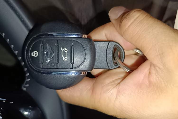 Used MINI 2021 2.0T COOPER S Artist Vehicle Key