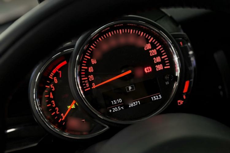 Used MINI 2021 1.5T ONE PLUS Five-Door Edition Interior 9