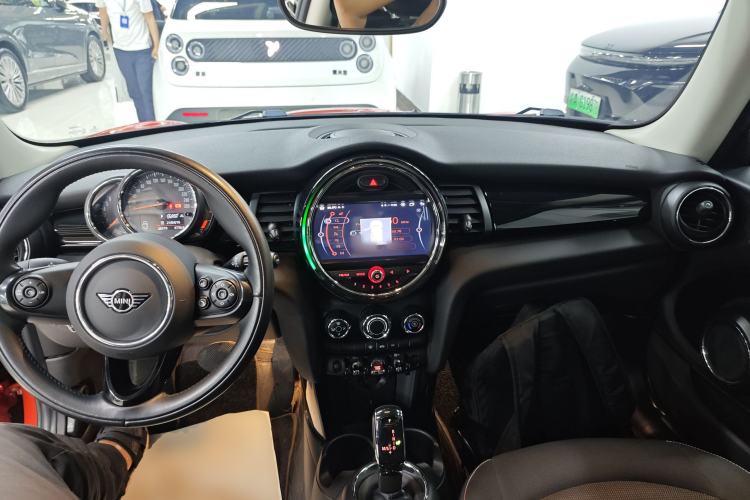 Used MINI 2021 1.5T ONE PLUS Center Console