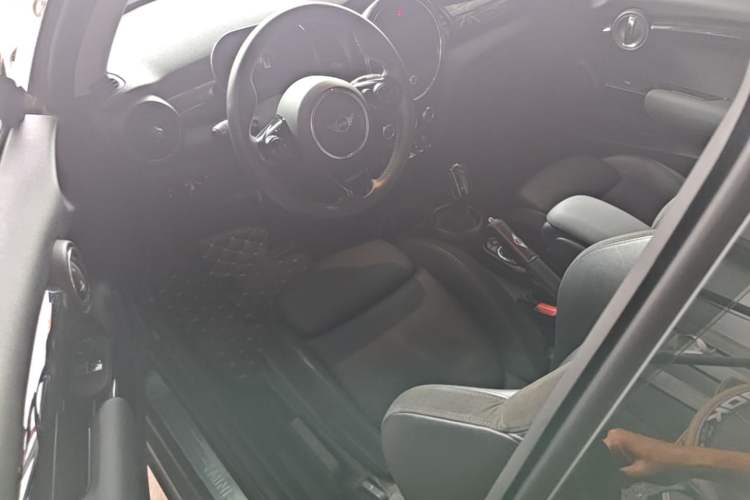 Used MINI 2021 1.5T COOPER Artist Driver Seat