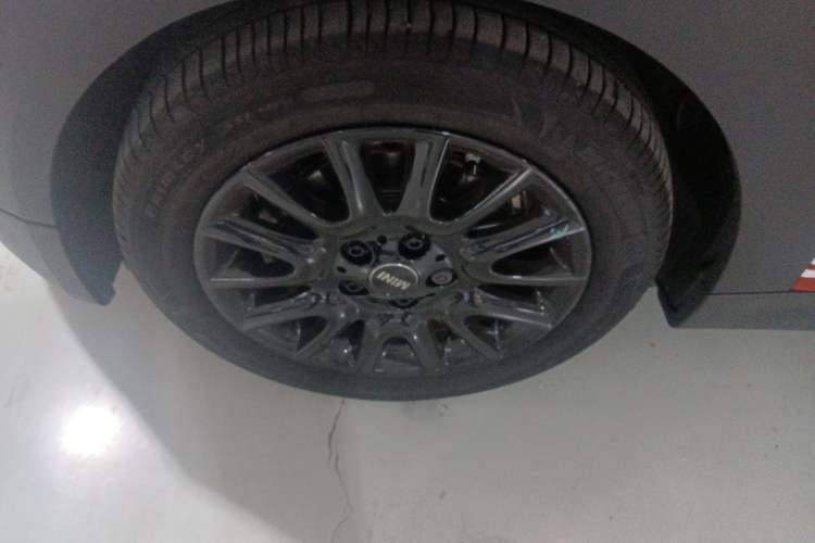 Used MINI 2021 1.5T COOPER Classic Edition Exterior 2