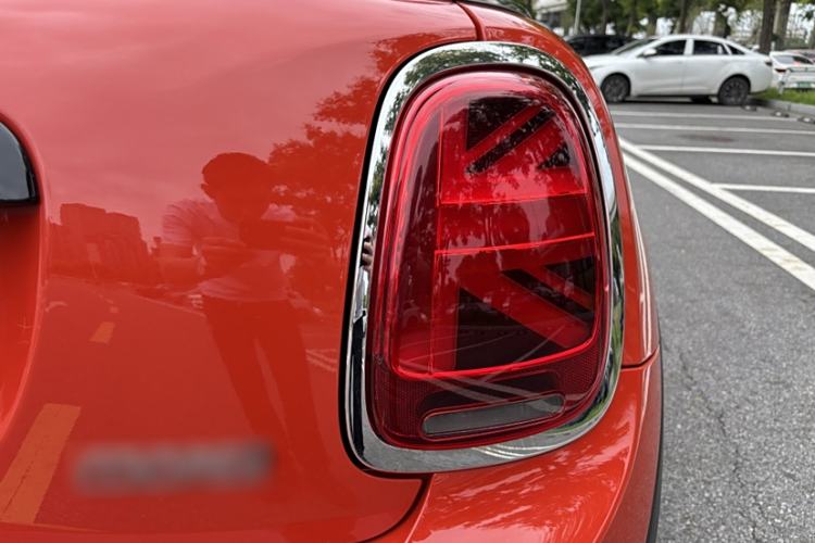 Used MINI 2021 1.5T COOPER Classic Edition Exterior 7