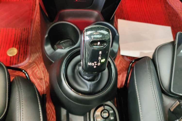 Used MINI 2021 1.5T COOPER Classic Edition Gear Lever