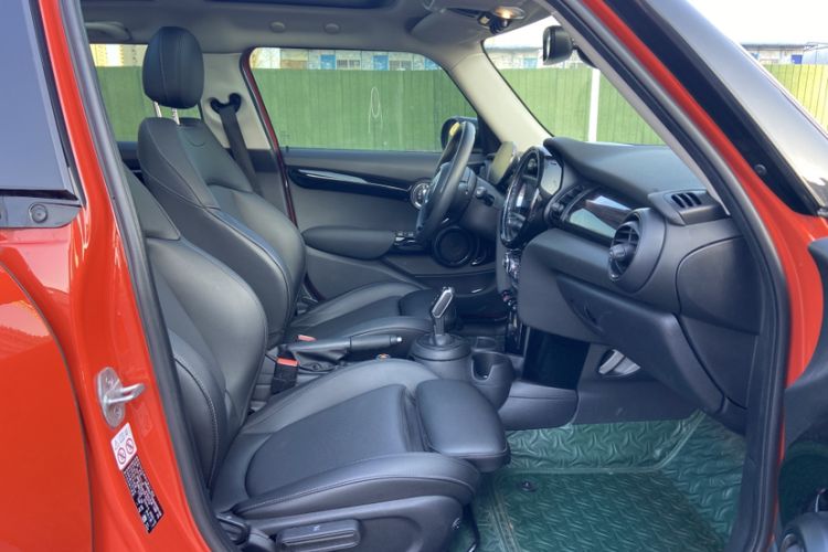 Used MINI 2021 1.5T COOPER Classic Edition Five-Door Version Interior 10