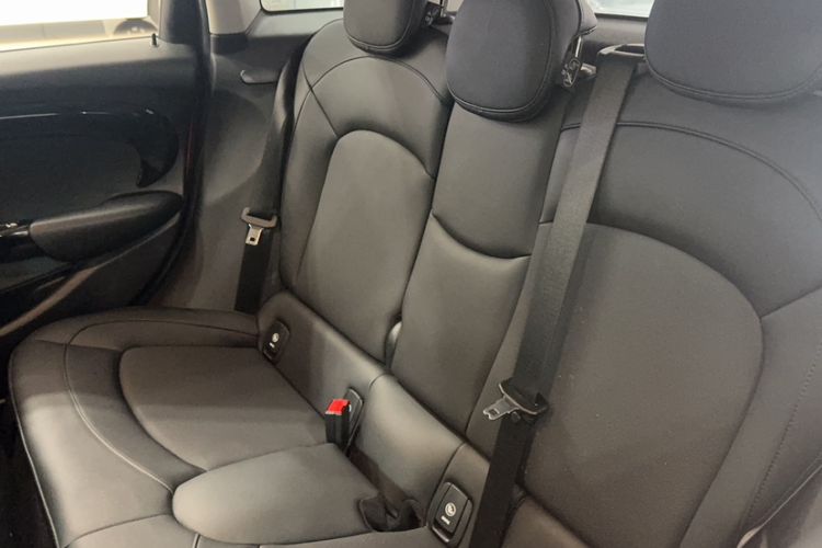 Used MINI 2021 1.5T COOPER Classic Edition Five-Door Version Interior 5