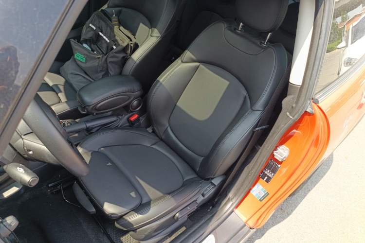 Used MINI 2021 1.5T COOPER Classic Edition Left Front Seat