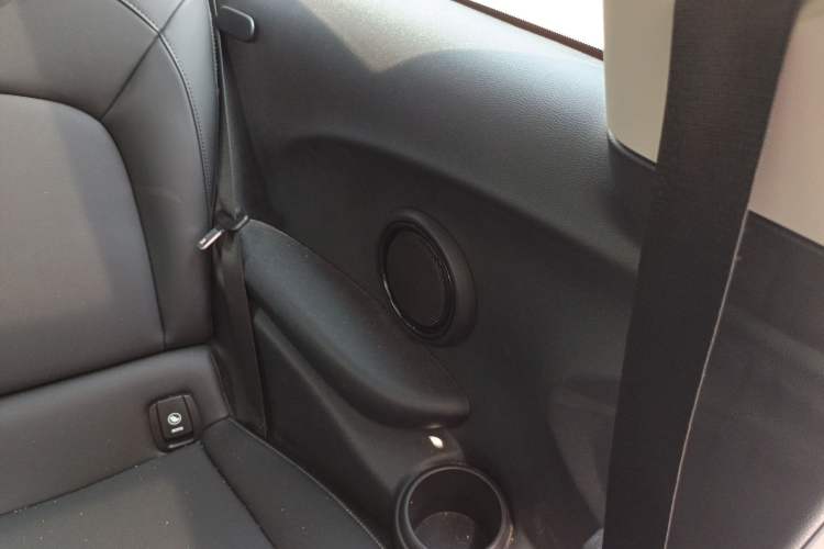 Used MINI 2021 1.5T COOPER Classic Edition Left Rear Door Interior