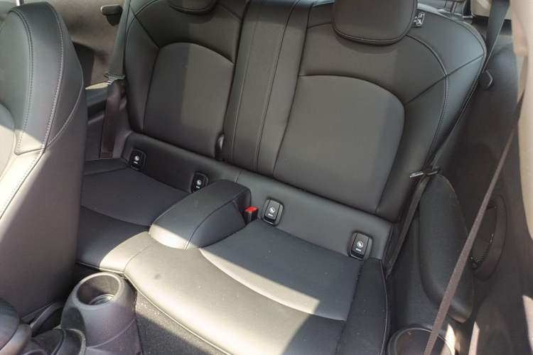 Used MINI 2021 1.5T COOPER Classic Edition Left Rear Seat