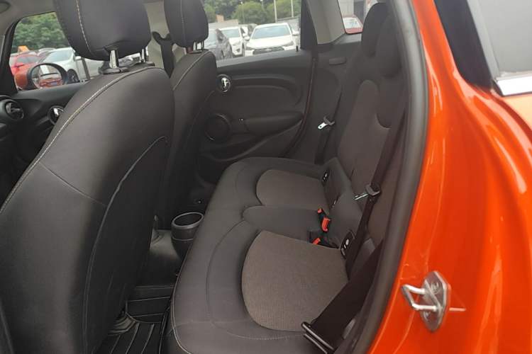 Used MINI 2021 1.5T ONE Five-Door Version Left Rear Seat