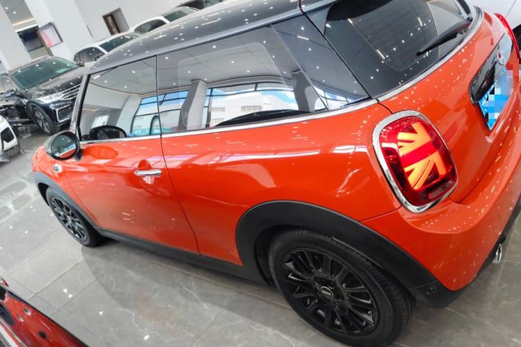 Used MINI 2021 1.5T COOPER Classic Edition Left Side