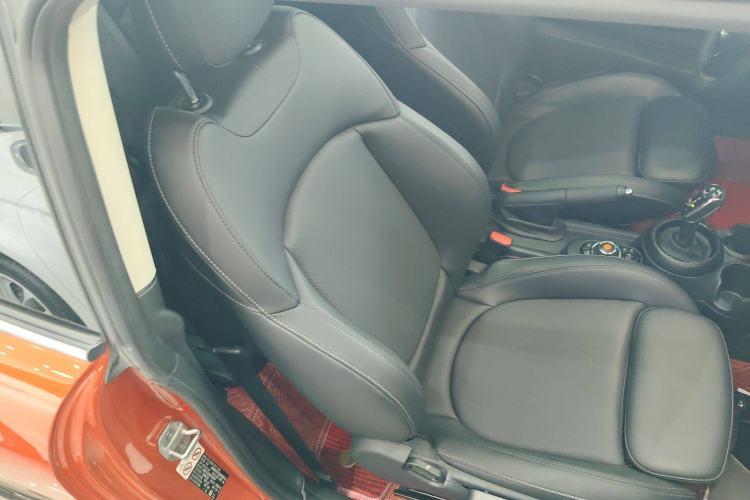 Used MINI 2021 1.5T COOPER Classic Edition Right Front Seat