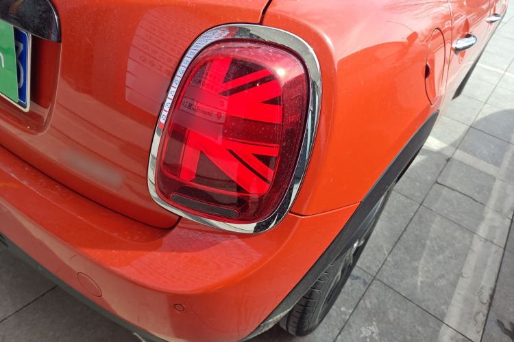 Used MINI 2021 1.5T COOPER Classic Edition Five-Door Version Right Rear Taillight