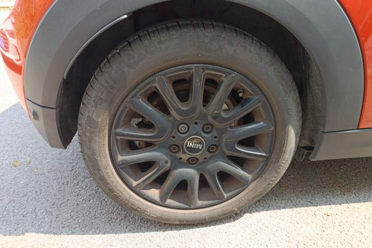 Used MINI 2021 1.5T COOPER Classic Edition Right Rear Wheel Hub