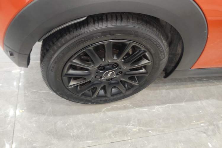 Used MINI 2021 1.5T COOPER Classic Edition Right Rear Wheel Hub
