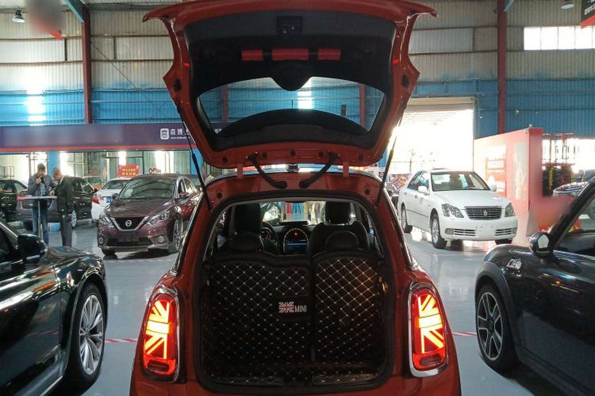 Used MINI 2021 1.5T COOPER Artist Trunk