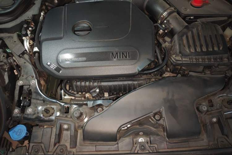 Used MINI 2021 1.5T COOPER Artist Engine Bay