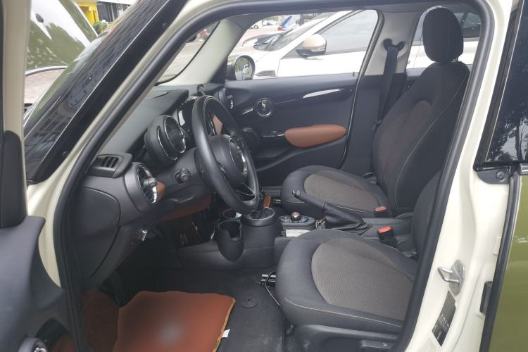 Used MINI 2021 1.5T ONE Five-Door Version Left Front Seat