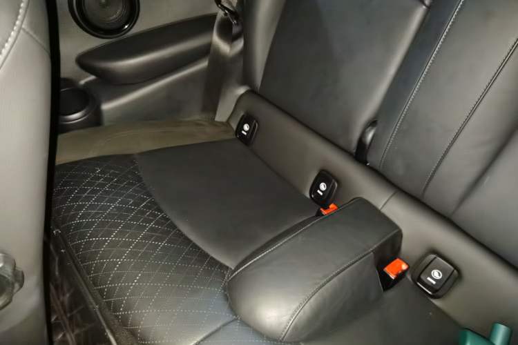 Used MINI 2021 1.5T COOPER Artist Left Rear Seat