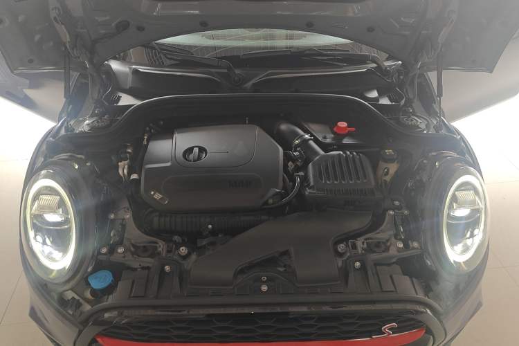 Used MINI 2021 2.0T COOPER S Racing Driver Engine Bay