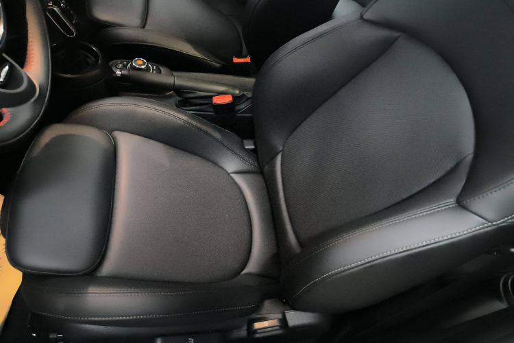 Used MINI 2021 2.0T COOPER S Classic Edition Interior 4