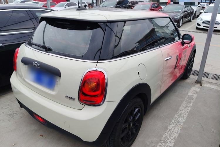 Used MINI 2021 1.5T ONE Rear Right 45 Deg