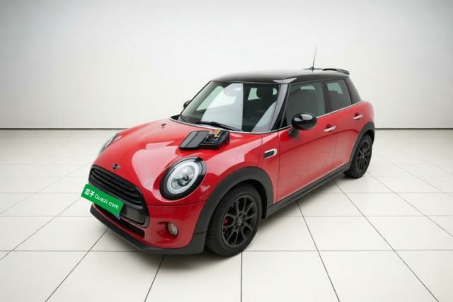 Używany MINI 2021 1.5T ONE Five-Door Version