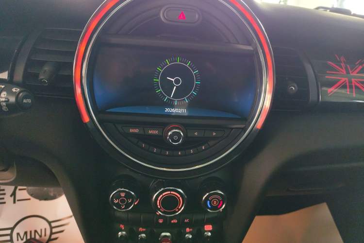 Used MINI 2021 1.5T COOPER Classic Edition Five-Door Version Audio And AC Panel