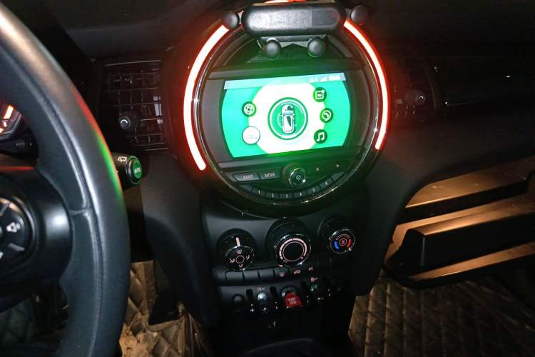 Used MINI 2021 1.5T ONE PLUS Audio And AC Panel