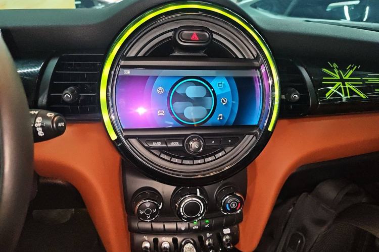 Used MINI 2021 1.5T COOPER Classic Edition Audio And AC Panel
