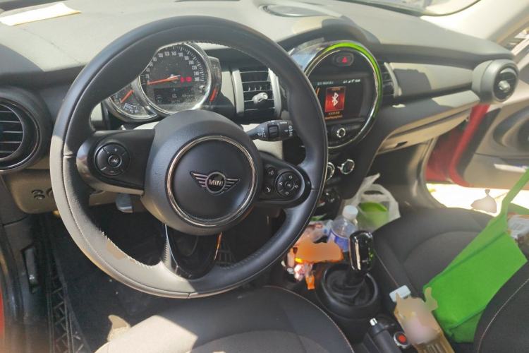 Used MINI 2021 1.5T ONE Center Console