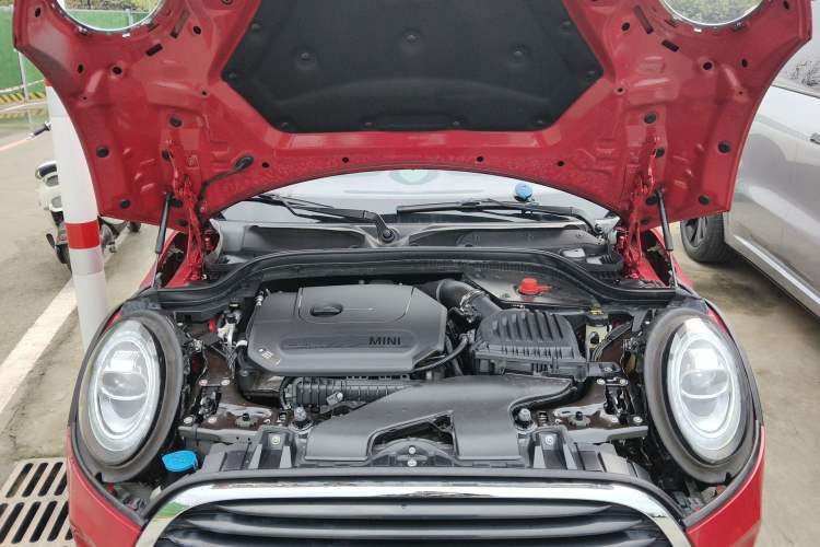 Used MINI 2021 1.5T ONE Five-Door Version Engine Bay