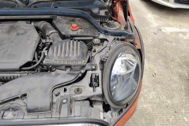 Used MINI 2021 1.5T ONE Engine Bay Left