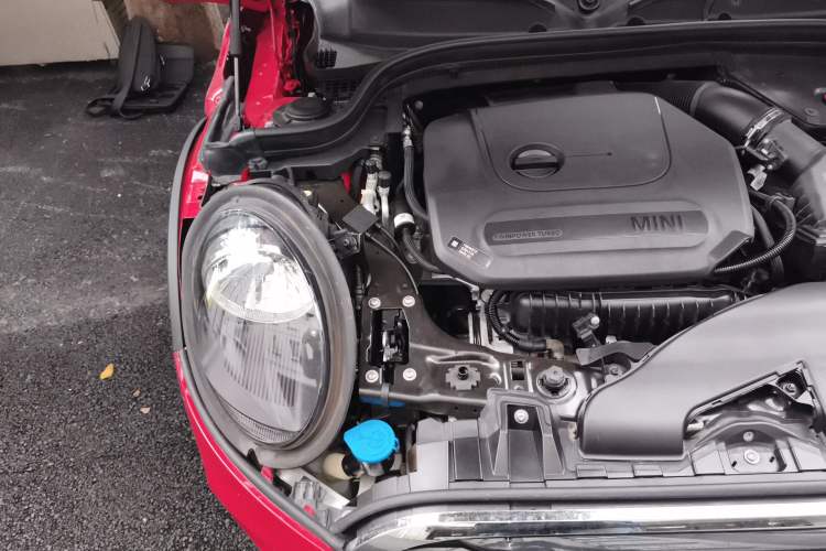 Used MINI 2021 1.5T ONE Engine Bay Right