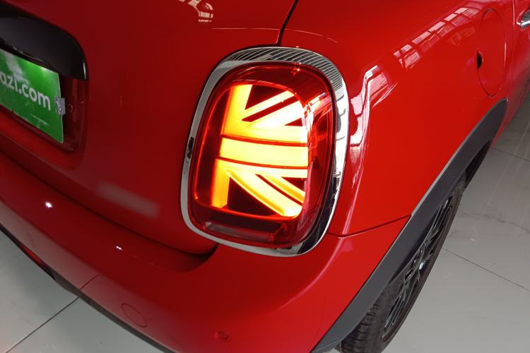 Used MINI 2021 1.5T COOPER Classic Edition Five-Door Version Exterior 3