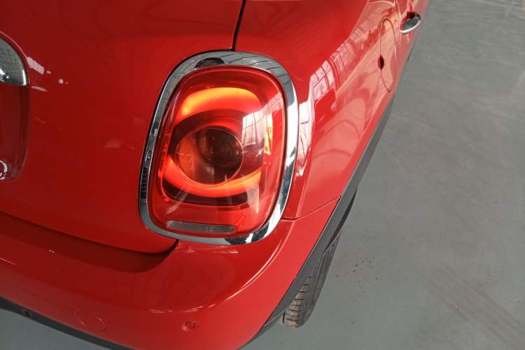Used MINI 2021 1.5T ONE PLUS Five-Door Edition Exterior 3