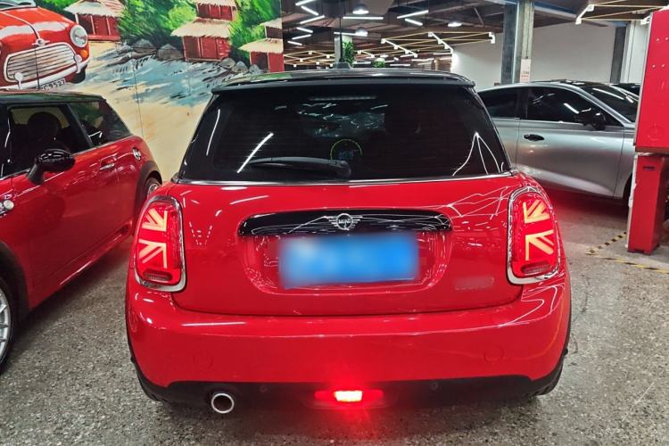 Used MINI 2021 1.5T COOPER Classic Edition Exterior 4