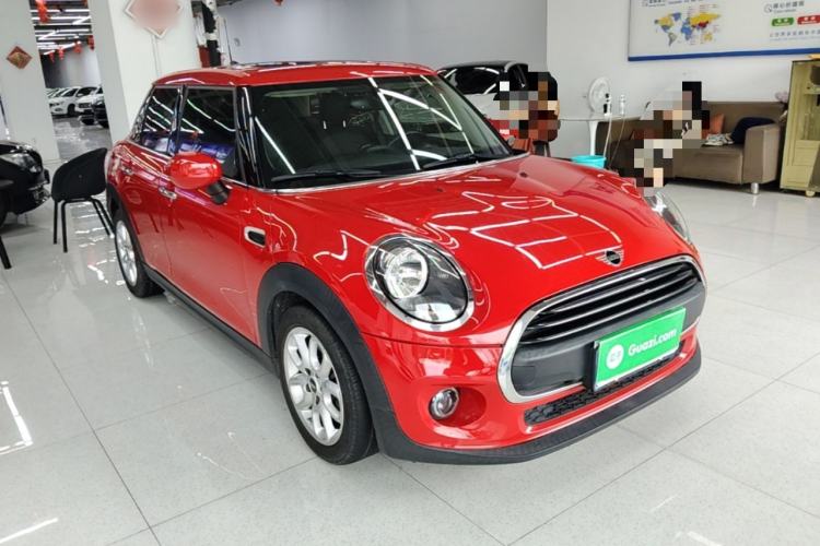 Used MINI 2021 1.5T ONE Five-Door Version Front Right 45 Deg