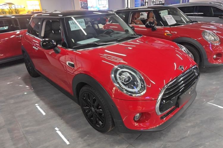 Used MINI 2021 1.5T COOPER Artist Front Right 45 Deg