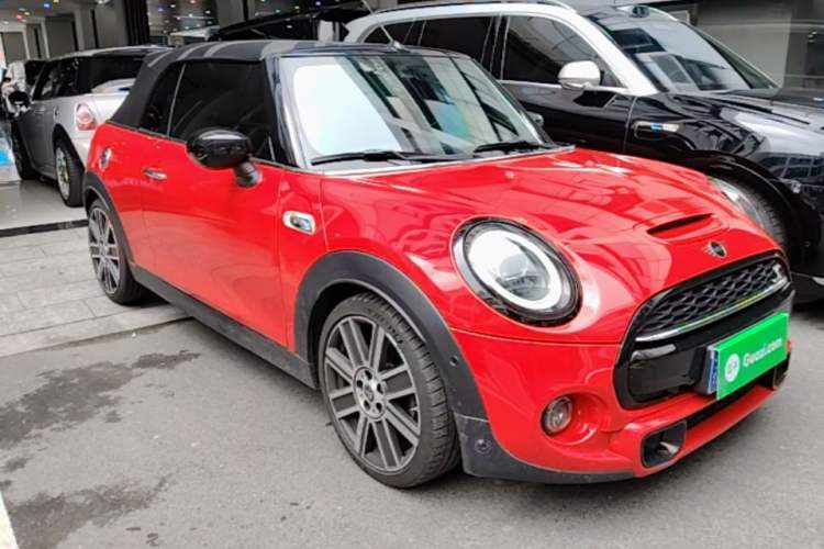 Used MINI 2021 2.0T COOPER S CABRIO Artist Front Right 45 Deg