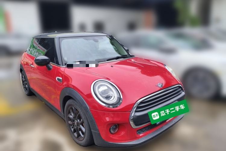Used MINI 2021 1.5T ONE Front Right 45 Deg