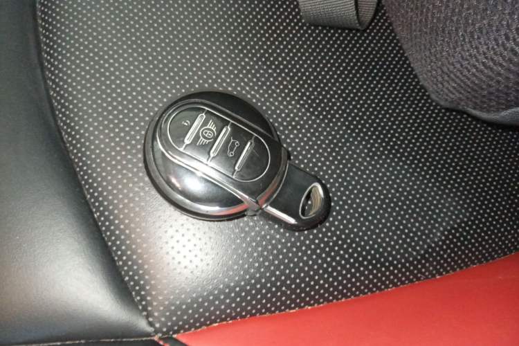 Used MINI 2021 1.5T ONE PLUS Five-Door Edition Interior 1