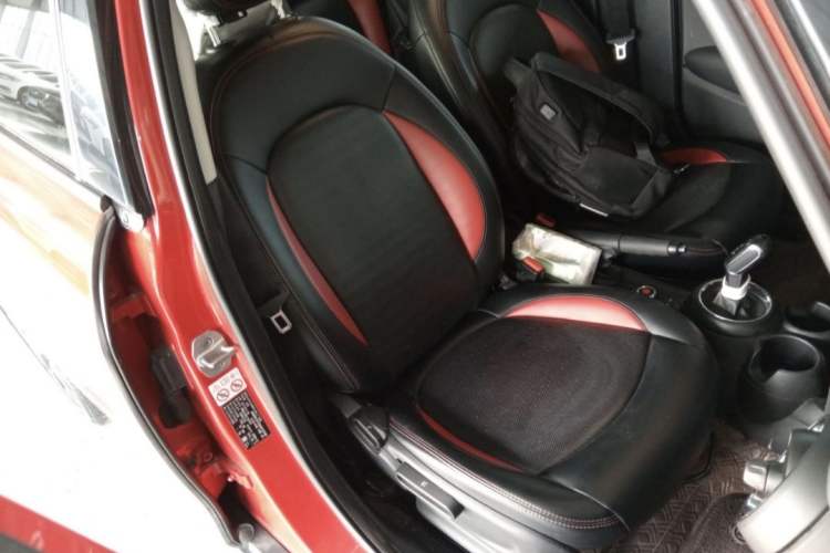 Used MINI 2021 1.5T ONE PLUS Five-Door Edition Interior 3