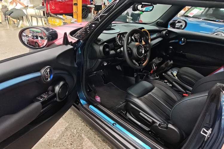 Used MINI 2021 2.0T COOPER S CABRIO Sidewalk Interior 7
