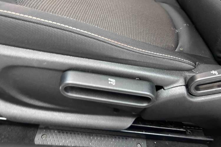 Used MINI 2021 1.5T ONE Interior 7