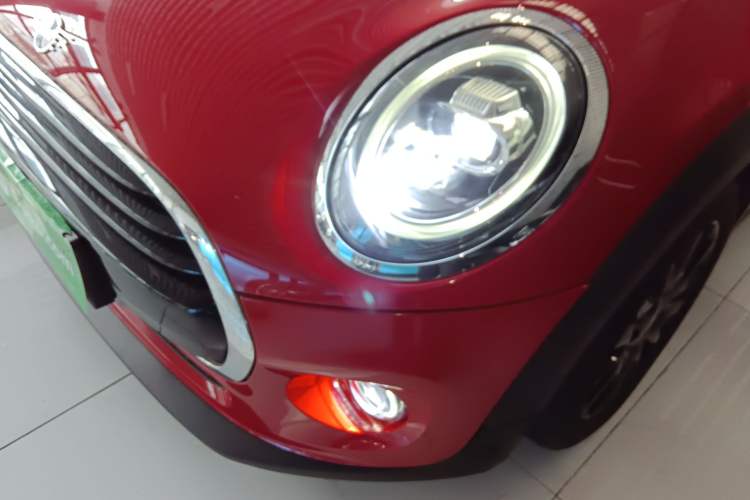 Used MINI 2021 1.5T COOPER Classic Edition Five-Door Version Left Front Headlight
