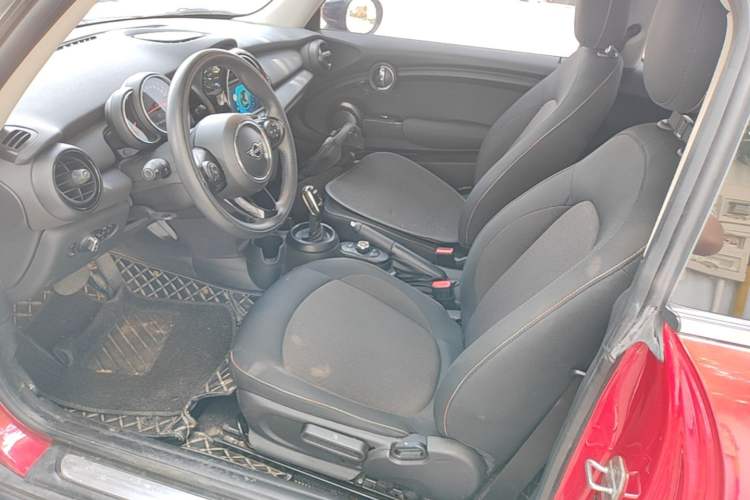Used MINI 2021 1.5T ONE Left Front Seat