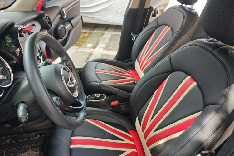 Used MINI 2021 1.5T ONE Five-Door Version Left Front Seat
